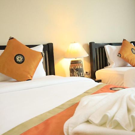 Harmony Patong Hotel Luaran gambar