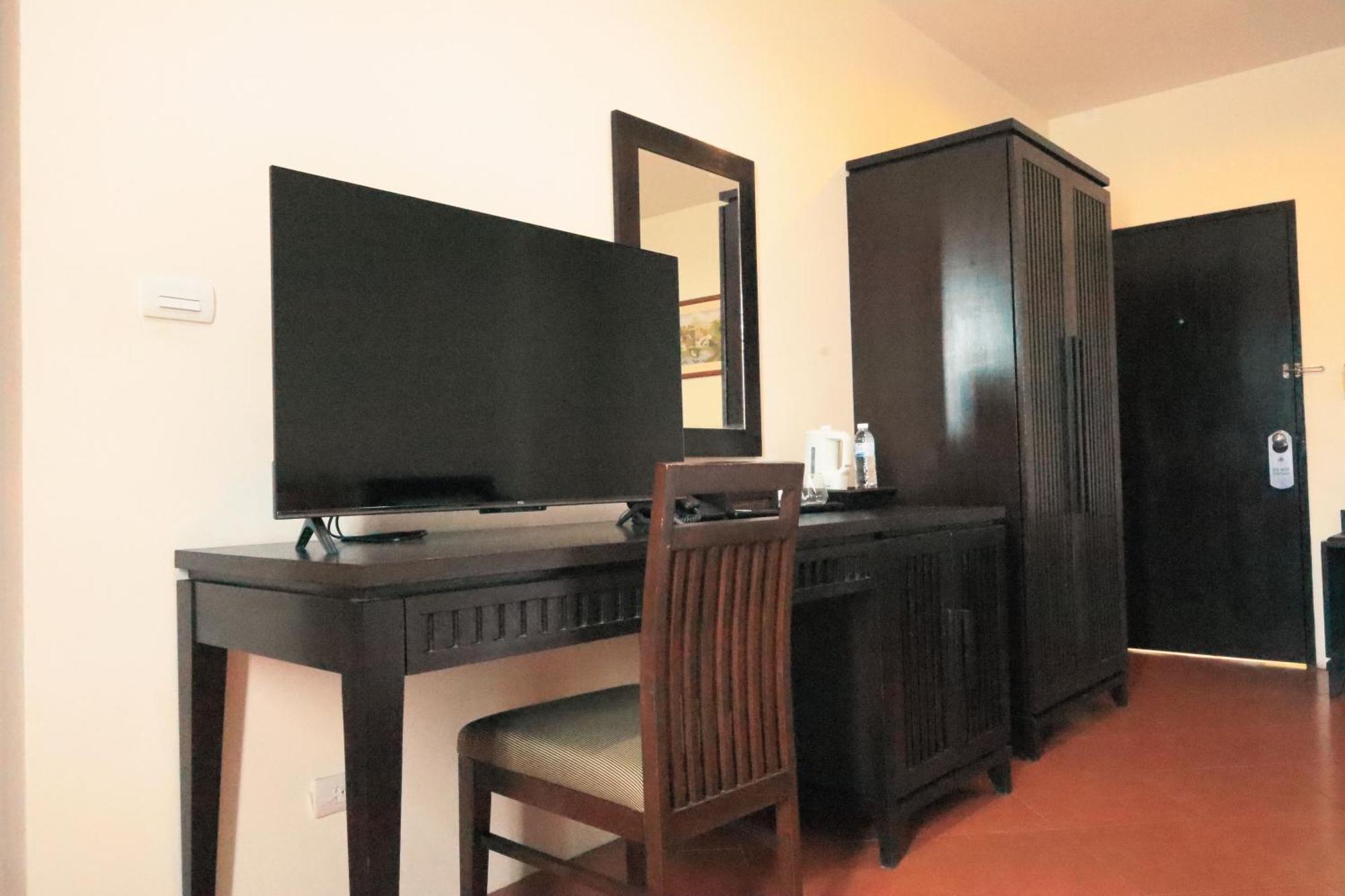 Harmony Patong Hotel Luaran gambar