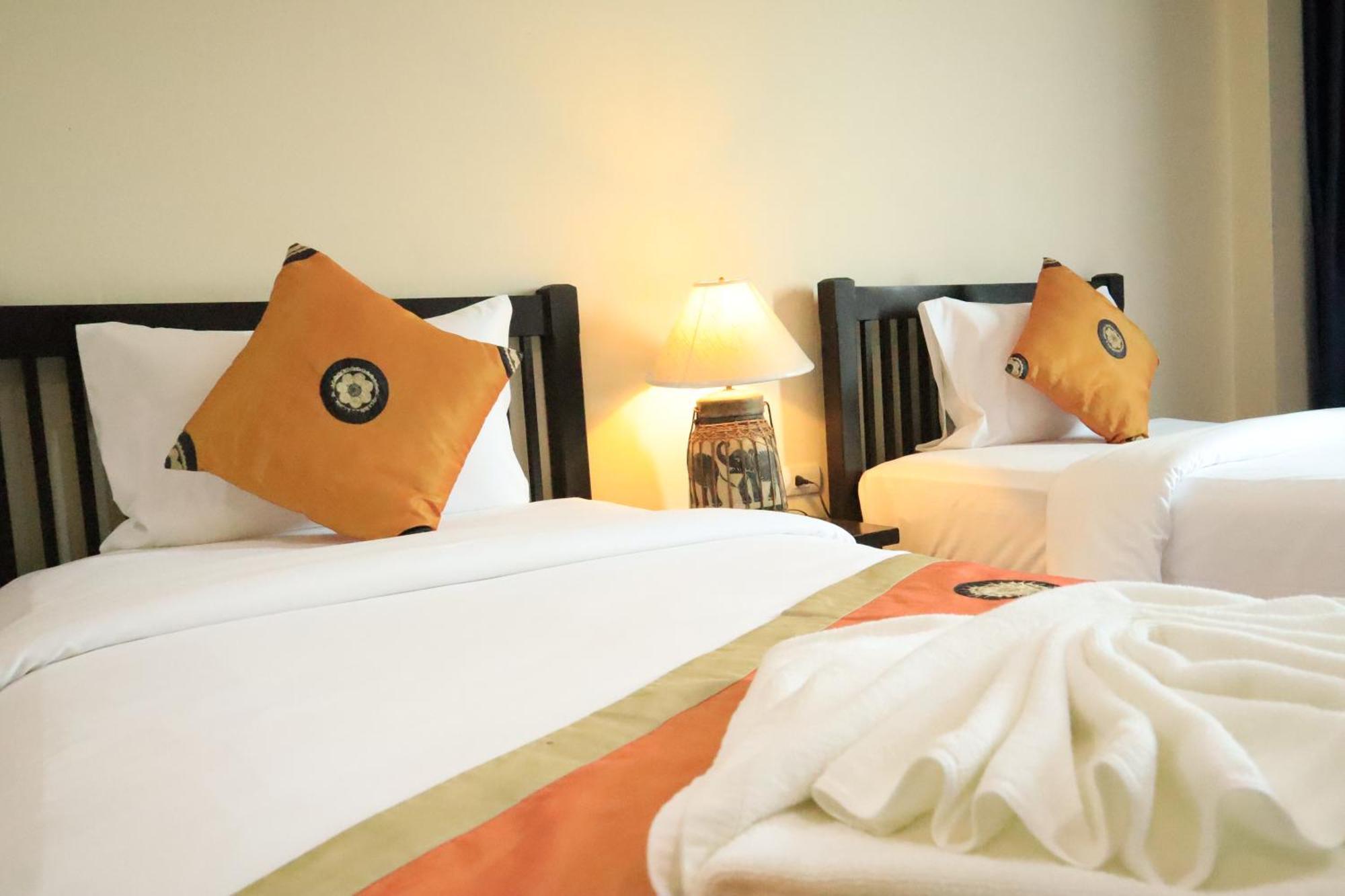 Harmony Patong Hotel Luaran gambar