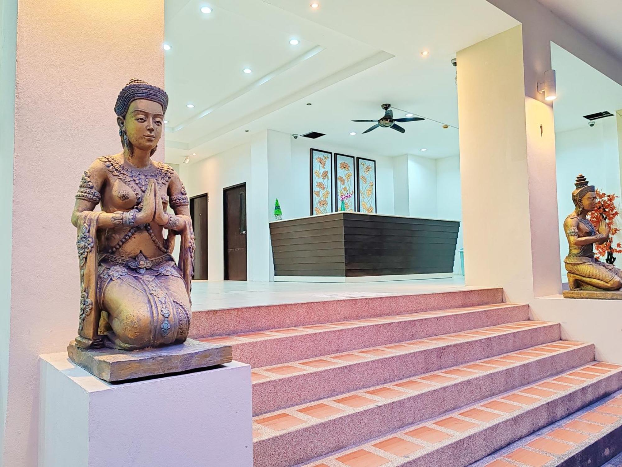Harmony Patong Hotel Luaran gambar